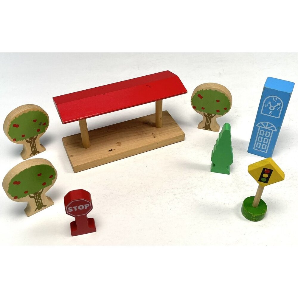 VTG Lot 8 Wooden Thomas & Friends Train ACCESSORIES Trees Clock Bus Stop Signs